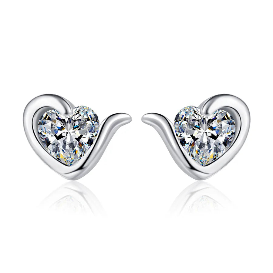 Boucles d’oreilles cœur en argent 925 et moissanite – vue produit 5 – BySHELLDA
