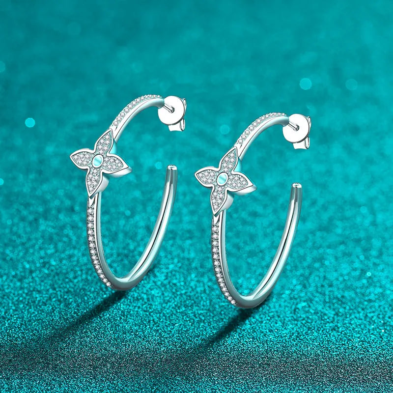 Boucles d’oreilles Lucky Heart en argent 925 et moissanite – vue produit 1 – BySHELLDA