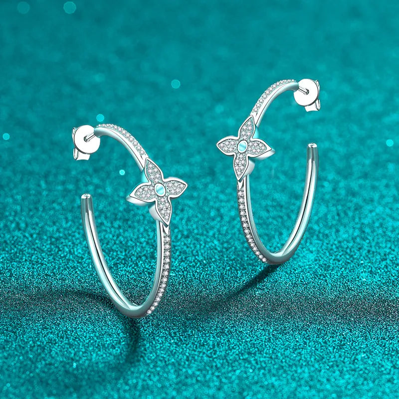 Boucles d’oreilles Lucky Heart en argent 925 et moissanite – vue produit 2 – BySHELLDA