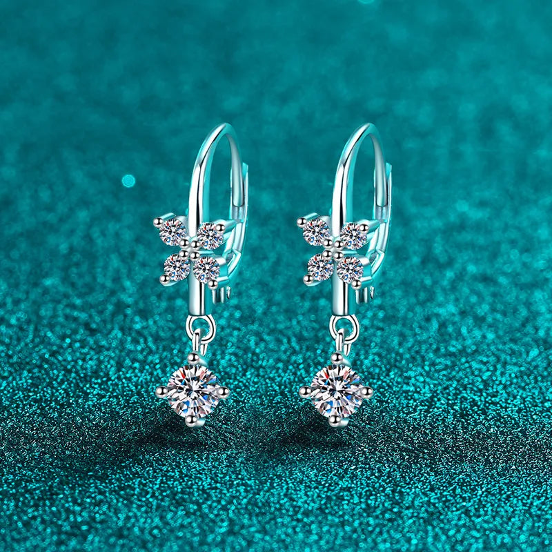 Boucles d’oreilles papillon en argent 925 et moissanite – vue produit 1 – BySHELLDA